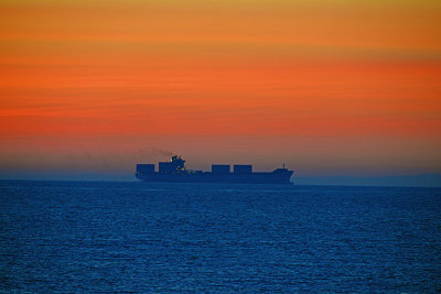 Freighter Sunrise Dewey 2 R.jpg