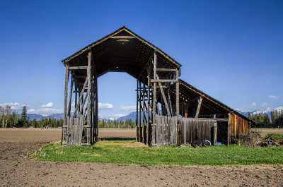 Highway 40 Barn