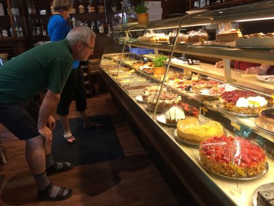 Dave and Helen selecting kuchen for kafee trinken