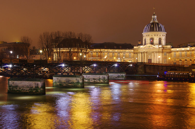 Paris, Fra