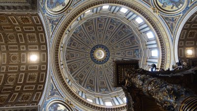 Inside of St Peters Basilica Dome.jpg