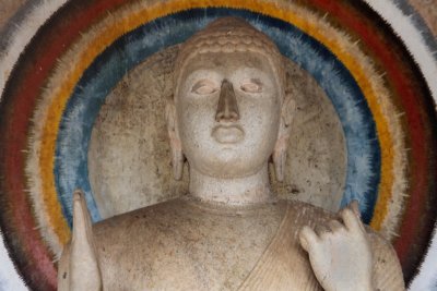 Abhaya mudra & nosejob (Anuradhapura)