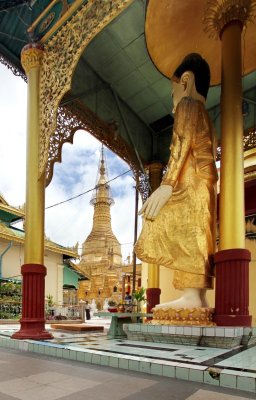 Pyay, Shwesandaw Pagoda