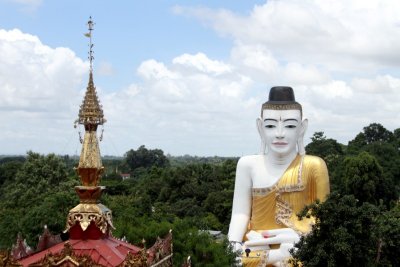 Pyay, View of Sehtatgyi Buddha Image from Shwesandaw Pagoda