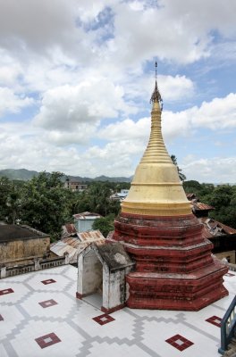 Pyay, Shwesandaw Pagoda