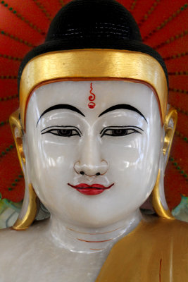 Mandalay, Buddha