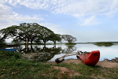 Tissamaharama lake