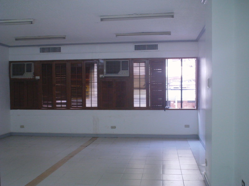 60.9Sq.m. Office Space in Legaspi Vilage