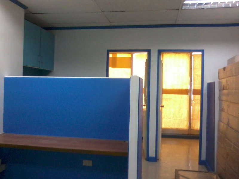 38.62sq.m office space in Legaspi village