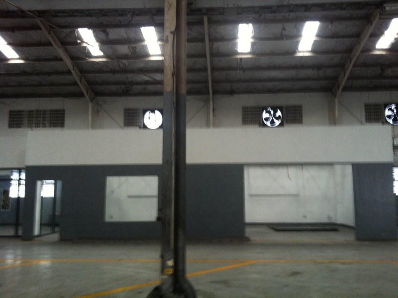 Warehouse for Lease in Makati