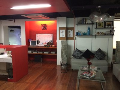 Office Space for lease in Salcedo Village 211sq.m.