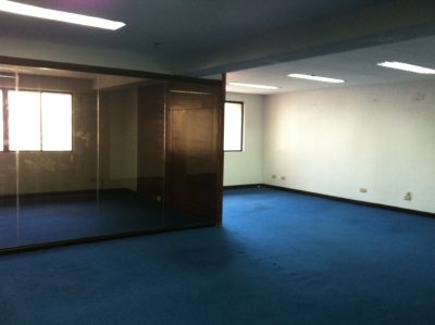 155sq.m. Office Space in Salcedo Village 