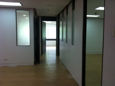 180Sq.m. Office Space in Paseo de Roxas