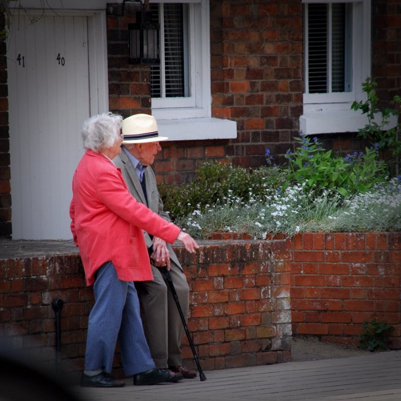 The sixt age shifts<br>5 May 2014 (702a)