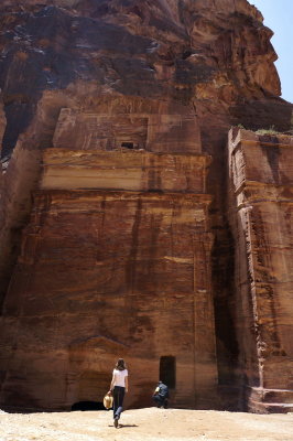 ...a large area with many tombs