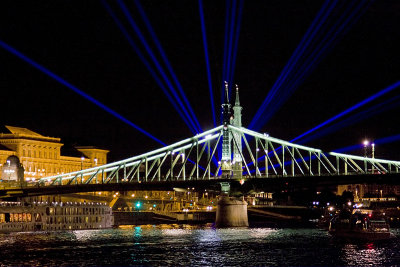 The Liberty Bridge by night