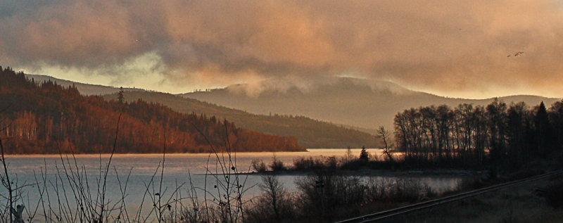 Fraser Lake dawn4.jpg