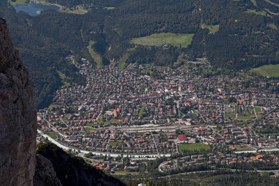Blick vom Karwendel auf Mittenwald