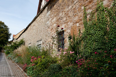Wohnen hinter historischen Mauern   -   Living behind historic walls