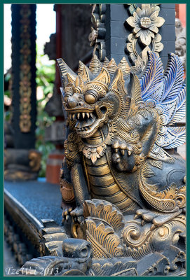 Statue