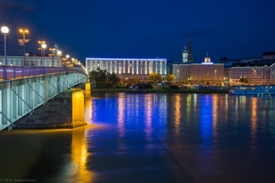 AB0_2718.jpg