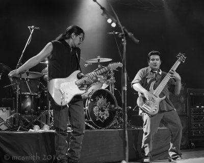 Henry and Jojo Garza - Los Lonely Boys