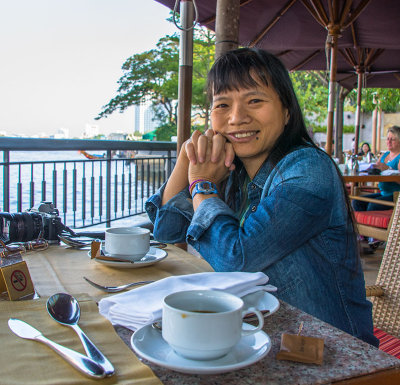 La terrasse de l'Htel Shangri-La, situe sur les berges du Chao Phraya.jpg