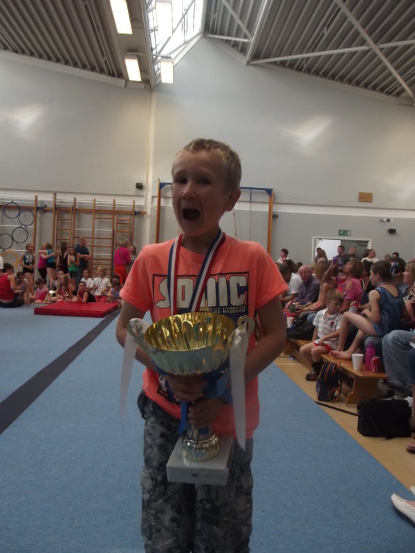 Courage  Commitment Trophy 2012 Adam Moss.JPG