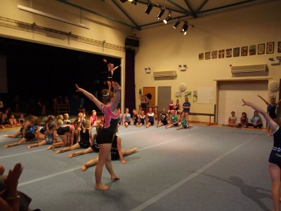 Acro 16.jpg