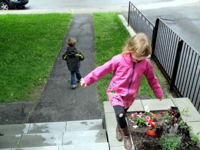 19 Sid and Violet 02.jpg