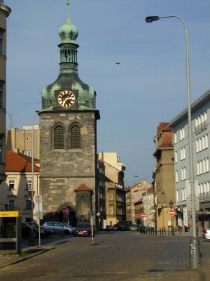 01 Clock tower near apartment 01.JPG