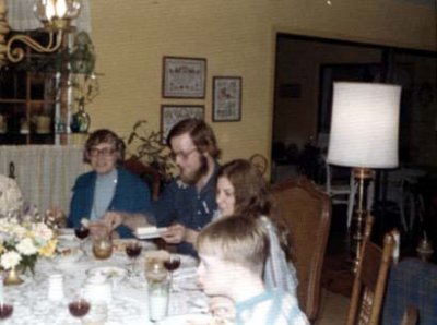 02 Beth, Brett, Lauri and Mark at dinner.jpg