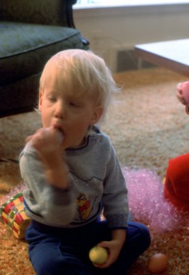 03 Keith sucking eggs 01.jpg