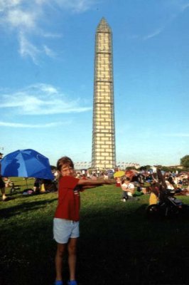 01 Bailey holding Washington Monument.jpg
