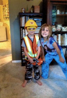 07 Hardhat Sid and Bailey.jpg