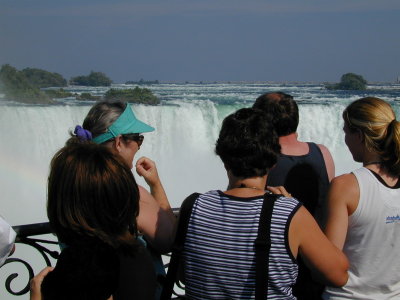 Becky, Bobbee & Jennings at Niagara.jpg