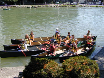 Beremans (et al.) in canoes 4.jpg