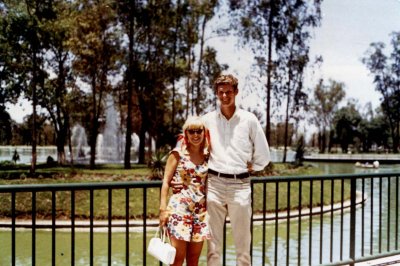 01 Jane and Jack, Chapultapec Park, Mexico City - June 02.jpg