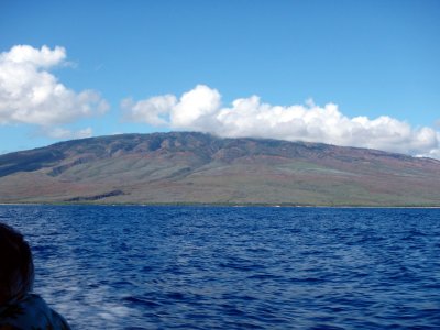 08 Approaching Lana'i 02.jpg