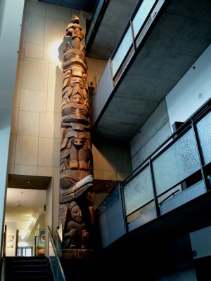 06 Haida gayang (totem pole) from Queen Charlotte Islands, BC.jpg