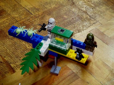 05 Jack's ingenious Interstellar Fern Fighter (complete with bear and spiders).jpg