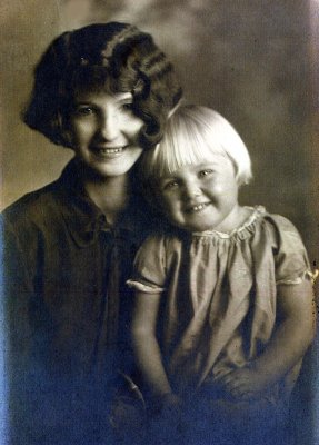 06 Helen and Margaret.jpg