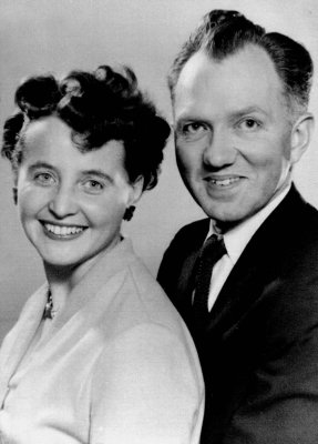 12 Margaret and Doug 02.jpg