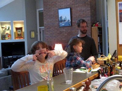 01 Kelsey, Violet, and Keith 01.jpg