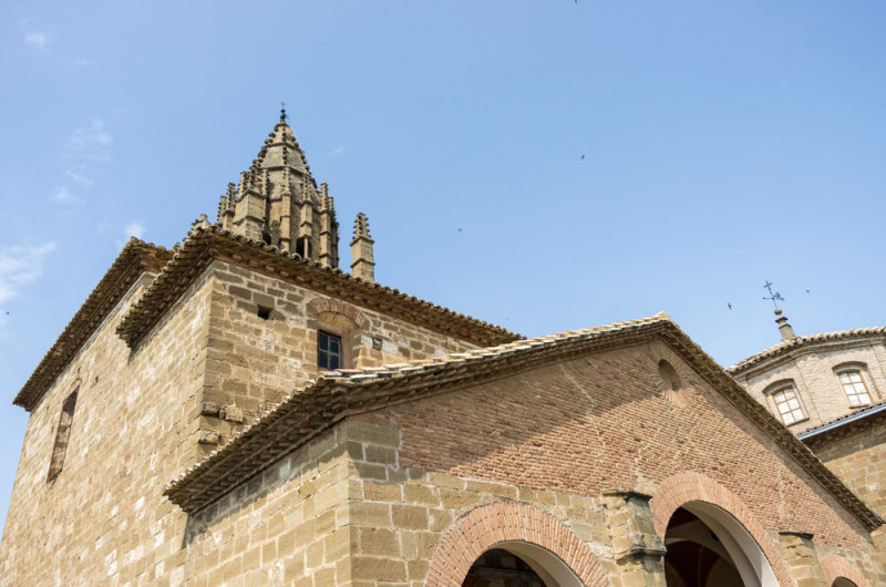 Fachada de la iglesia