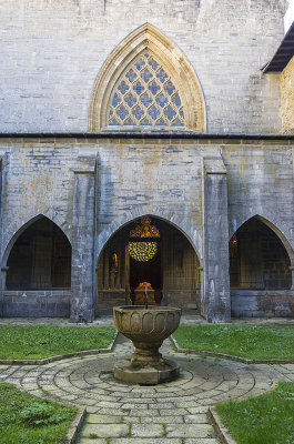 Patio del Claustro de la Colegiata