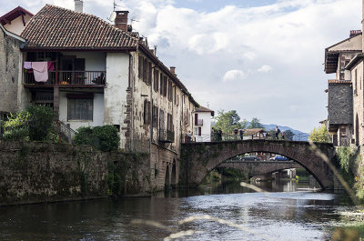 Puente romano sobre el río La Nive