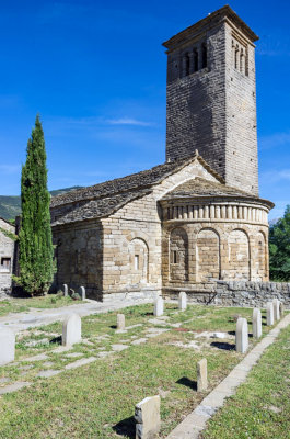 Iglesia de San Pedro de Lrrede