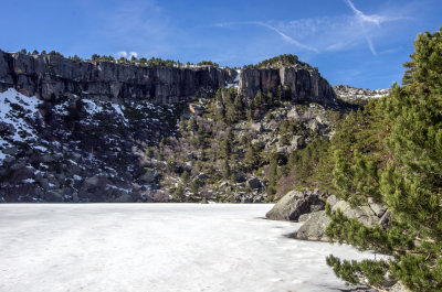 Laguna Negra helada