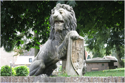 Leeuw met stadswapen